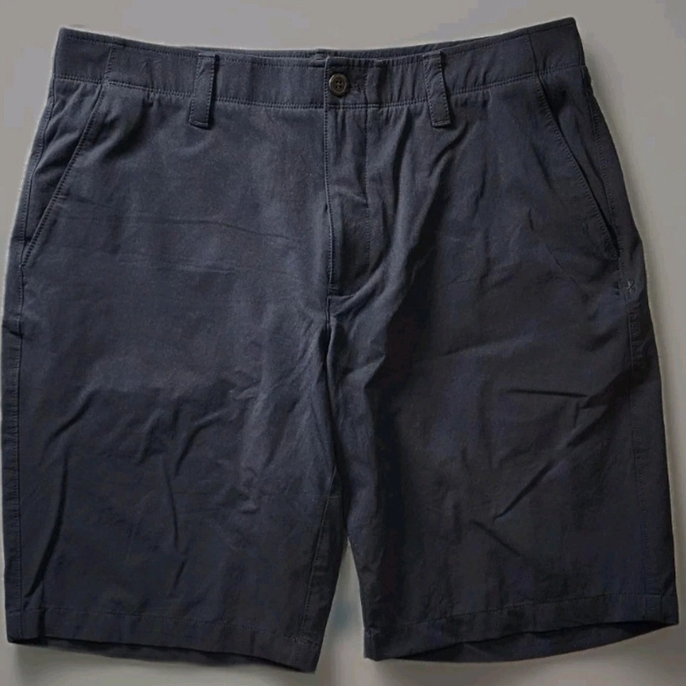 Under Armour Heat Gear Golf Shorts Women Size 38 Black Loose Fit Stretch